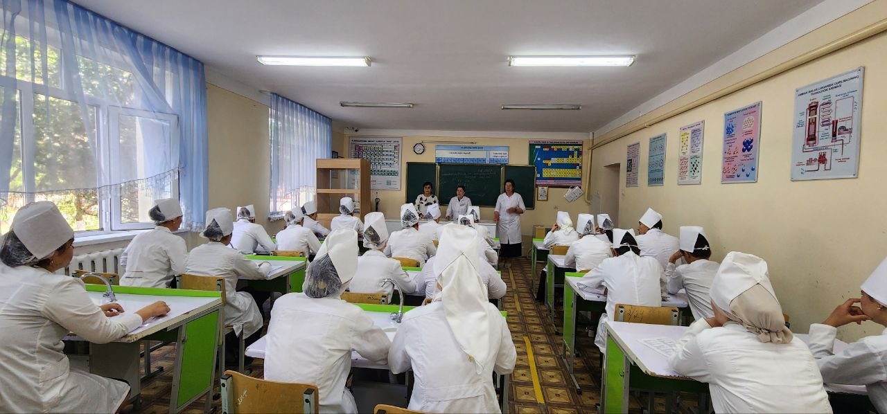 Amaliy imtixonlar o‘tkazilmoqda.