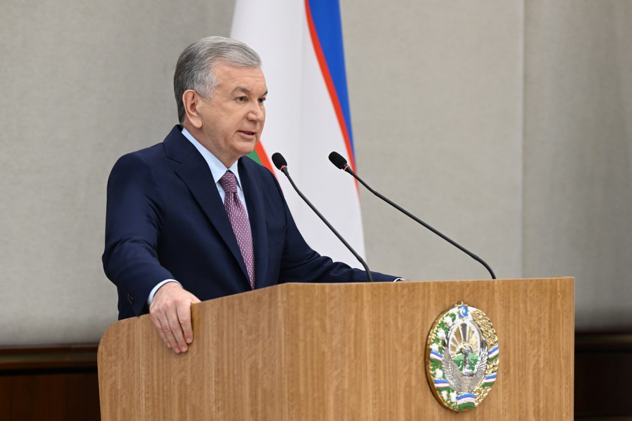 Президент раислигида видеоселектор йиғилиши бошланди.