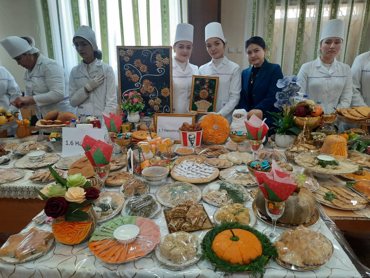 Texnikumda “Qovoq sayli”